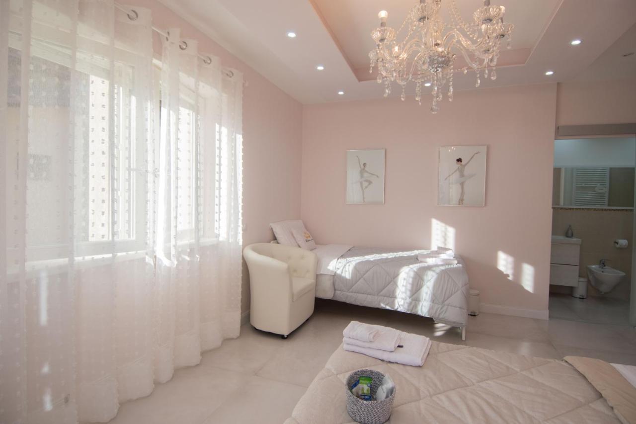 Klemi, Rooms In Old Town Dolomia Best Home Check In Automatico Trento Exterior foto